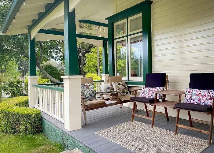 Gumnut House. Bed & Breakfast Whanganui