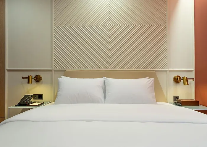 Busan H-Avenue Hotel Seomyeon Station