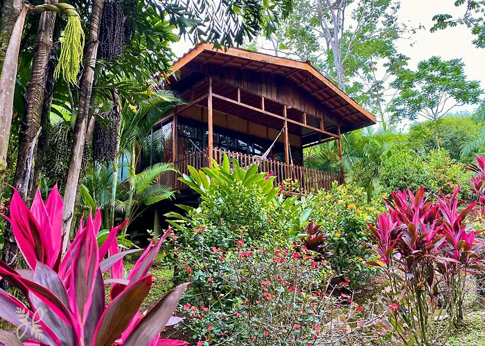 Hotel Heliconias Nature Inn & Hot Springs La Fortuna