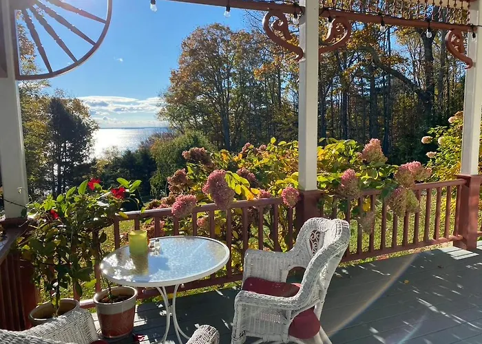 Victorian By The Sea Bed & Breakfast Lincolnville