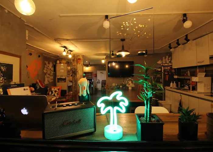 Bunk Guesthouse Hongdae Seoel