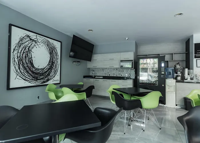 Hotel Lemon Green -Zona Expo Frente Al Centro De Convenciones Guadalajara
