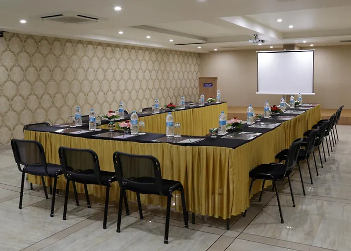 Grand Kailash Hotel Aurangabad 