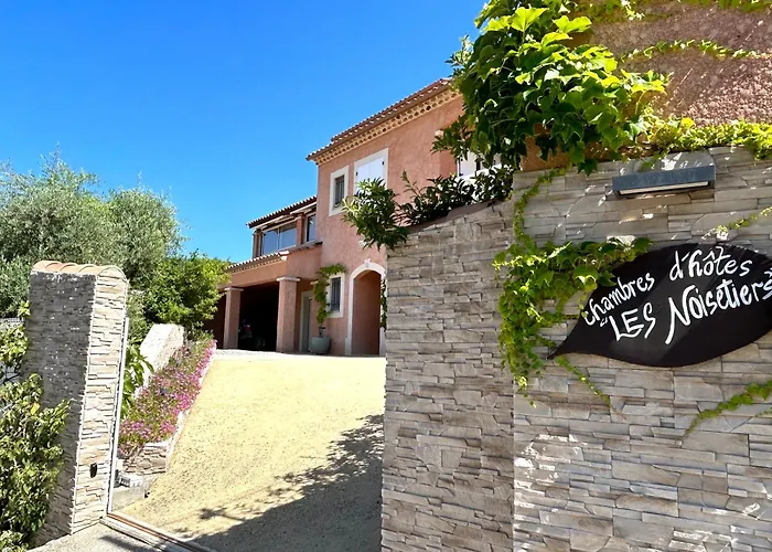 Chambres d'hôtes Les Noisetiers Digne-les-Bains