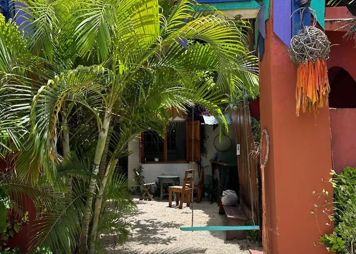 Black Jaguar Hostel Bacalar