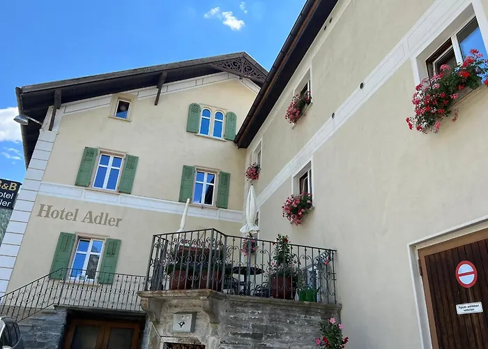 Hotel Adler Garni Zernez