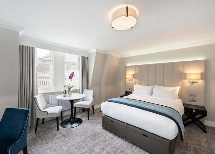 Tower Residences By Blue Orchid Londra
