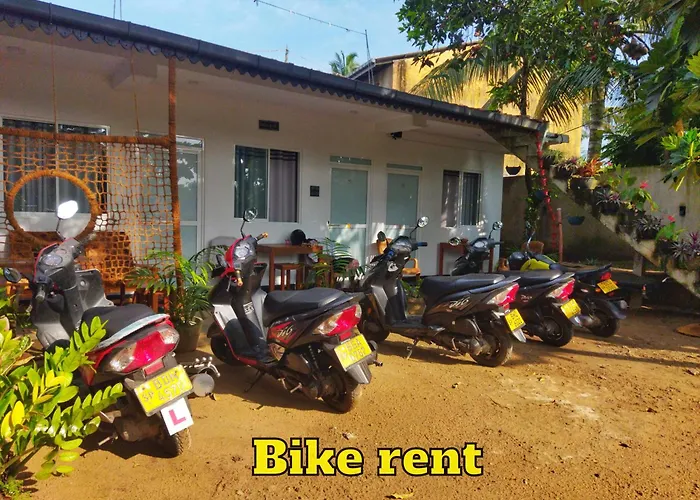 Kosi Giggles Resort Weligama