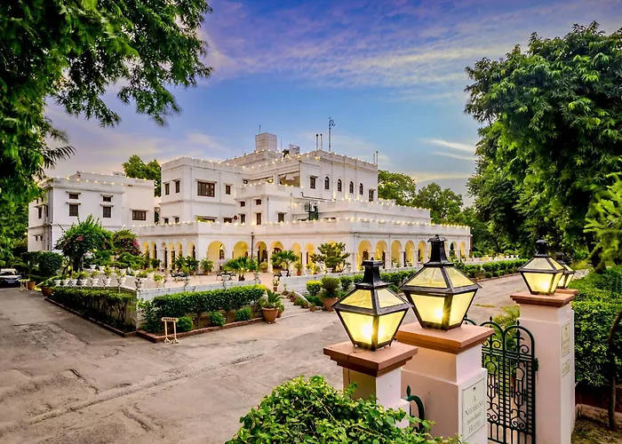 Neemrana'S - Baradari Palace Patiala