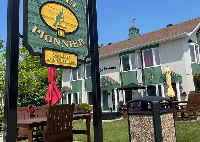 Hotel Le Pionnier Tadoussac