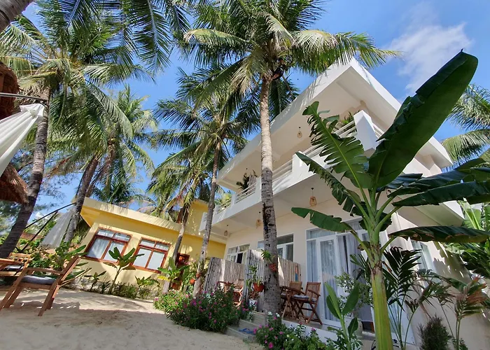 Lucky Spot Beach Bungalow Song Cau