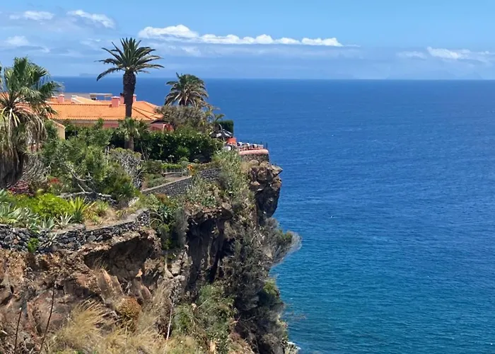 Inn&Art Madeira Caniço