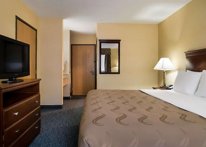 Quality Inn Grand Blanc - Flint South
