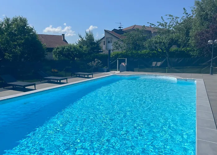 Hotel Logis La Thomasse à Aurillac