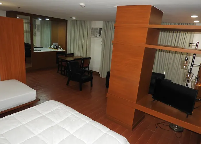Sarita Bed And Breakfast Laoag