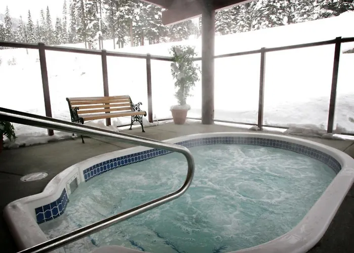 Cahilty Lodge Sun Peaks
