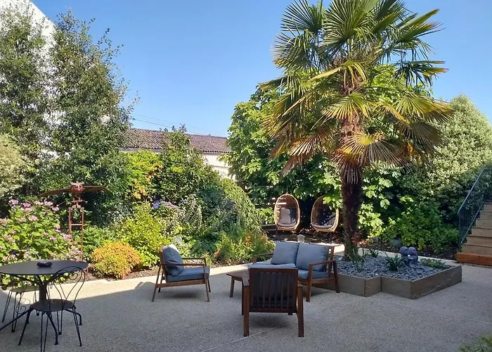 Hotel La Cour Des Ursulines à Josselin