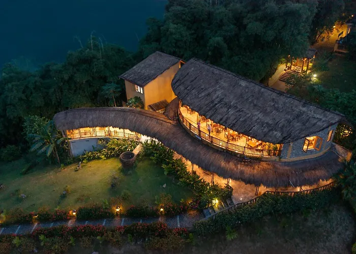Mai Chau Hideaway Lake Resort