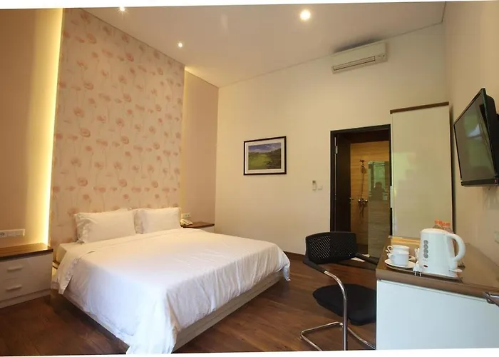 Dago Teuku Angkasa 14 Hotel Bandung