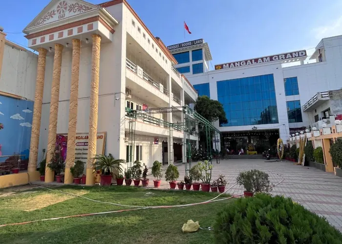 Mangalam Grand Hotel Lucknow