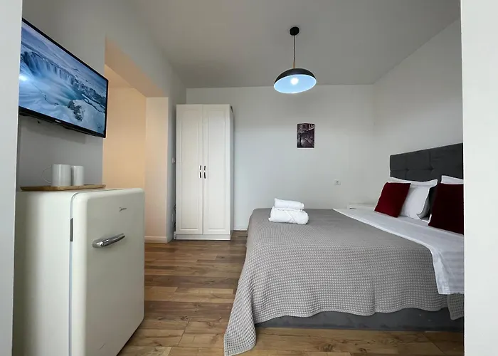 Central Studio Apartments Tirana