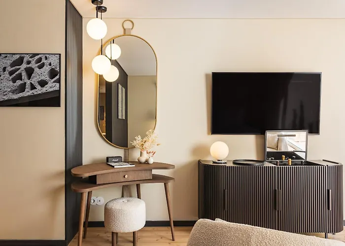 Artsy Cascais Hotel