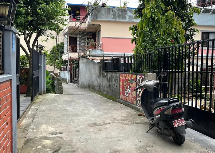 Hotel Hakoniwa Pokhara
