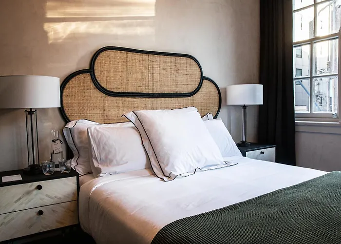 The Strand Hotel Sydney