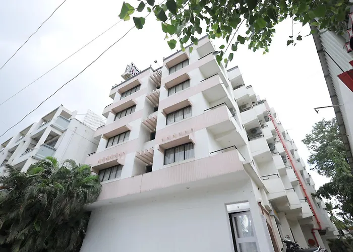 Hotel Hospice Surat