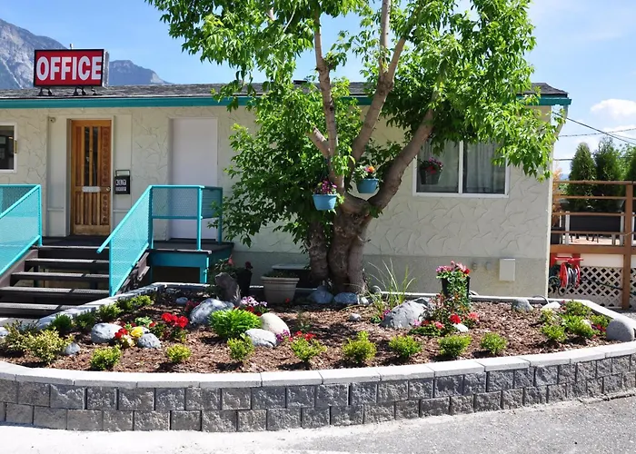 Canadas Best Value Inn Mile-0-Motel Lillooet