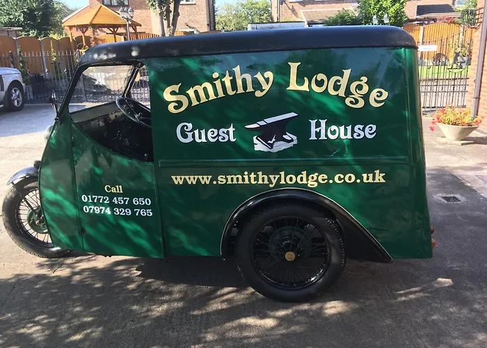 Smithy Lodge Guest House Leyland