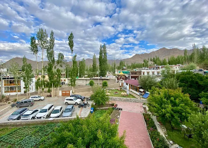 Hotel Palam Hills Leh