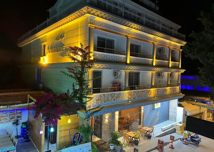 Aura Hotel Side