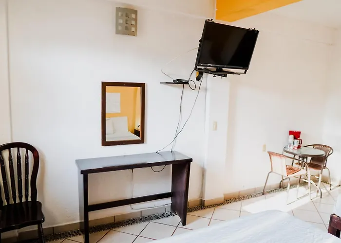Hotel Roble Zihuatanejo