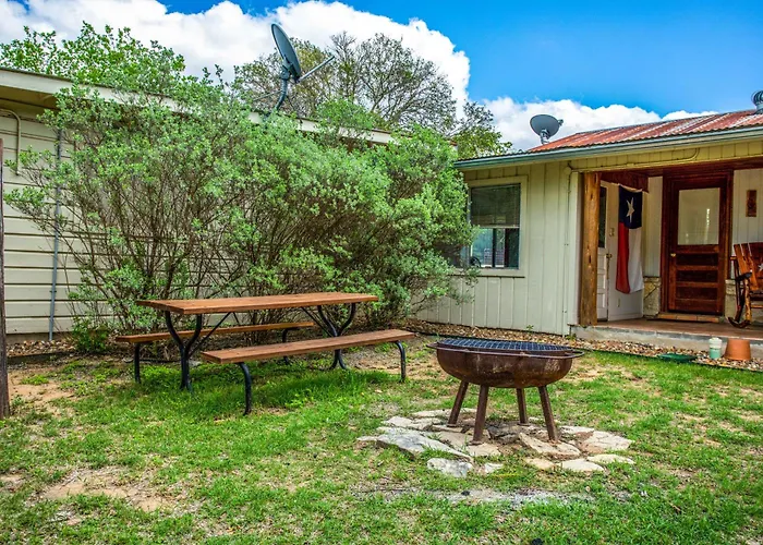 River Ridge Bandera Cabin