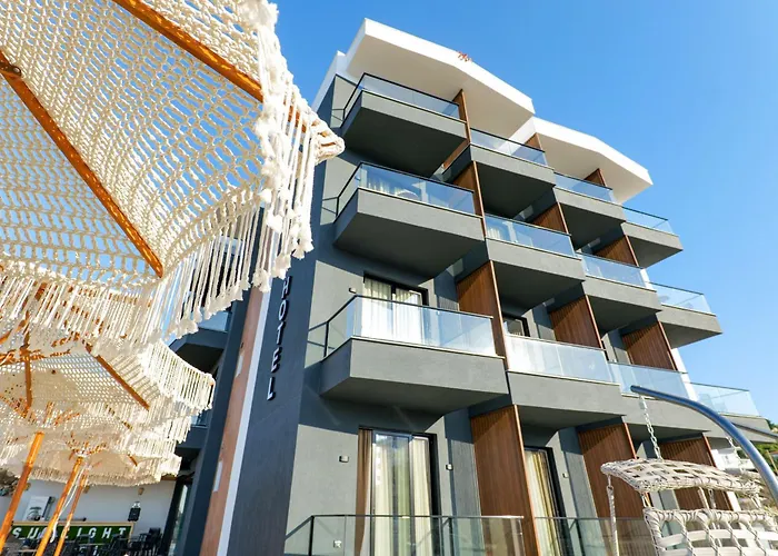 Sunlight Hotel Ksamil