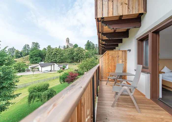 Aparthotel Hubertus Dolomites Völs am Schlern