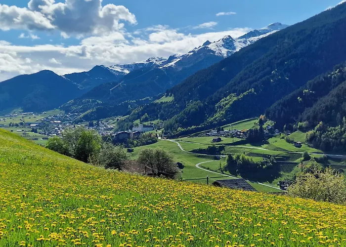 Chesa Prema Bed & Breakfast - Restaurant Disentis