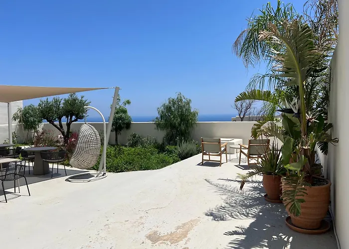 Mod Santorini Vegan Accommodation Fira 