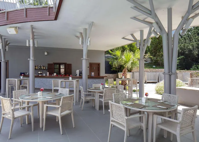 Doubletree By Hilton Kuşadası