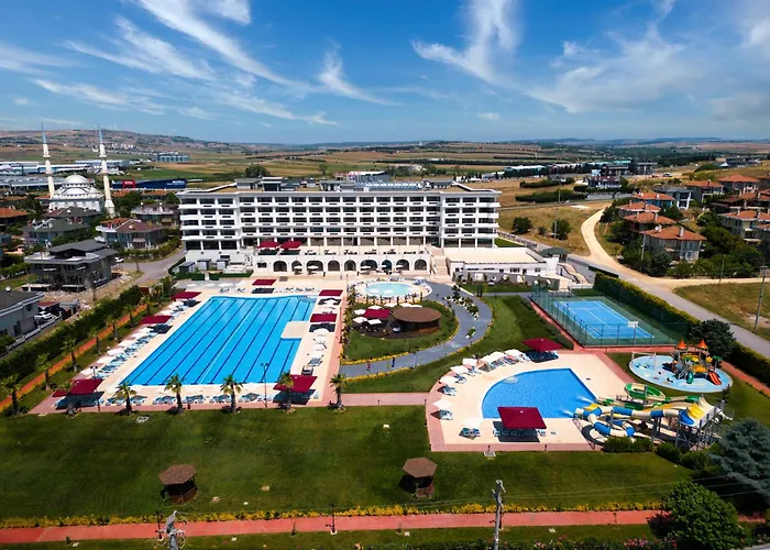 Ramada Plaza By Wyndham Silivri Hotel