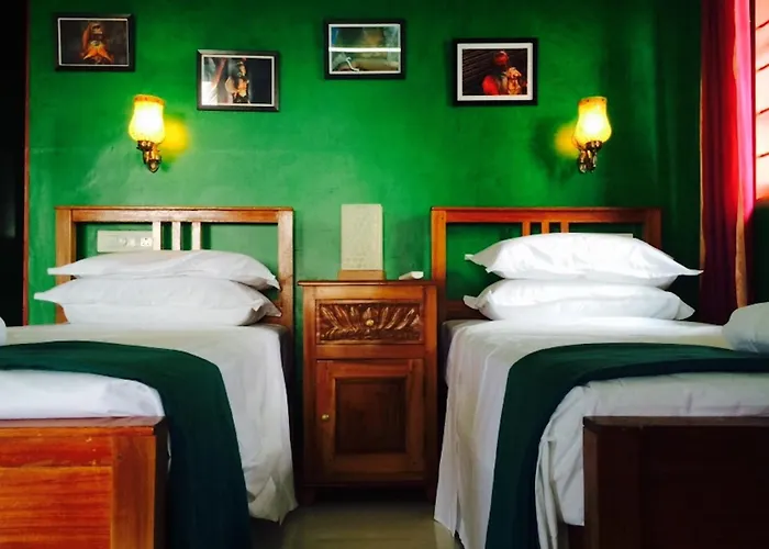 Majo House Bed & Breakfast Cherai Beach