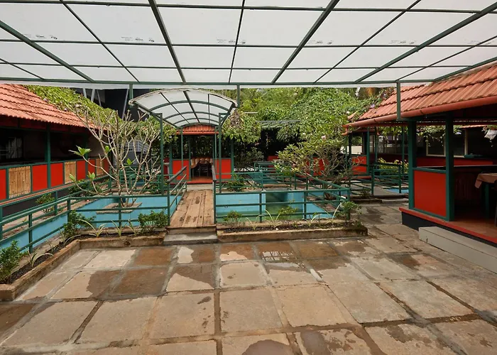 Vidya Residency Hotel Thrissur