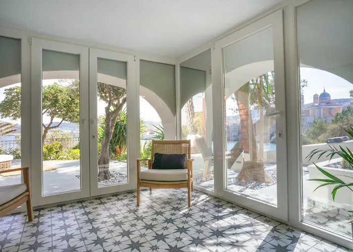 Pafsilipon Suites Ermoupoli
