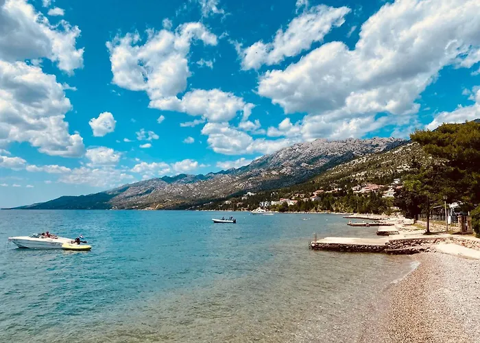 Apartments Europa - Bed And Breakfast Starigrad