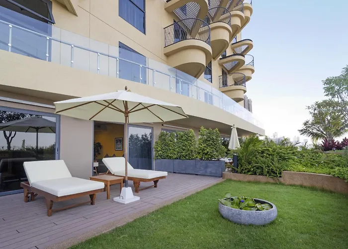 Sun & Moon, Riverside Hotel Phnom Penh