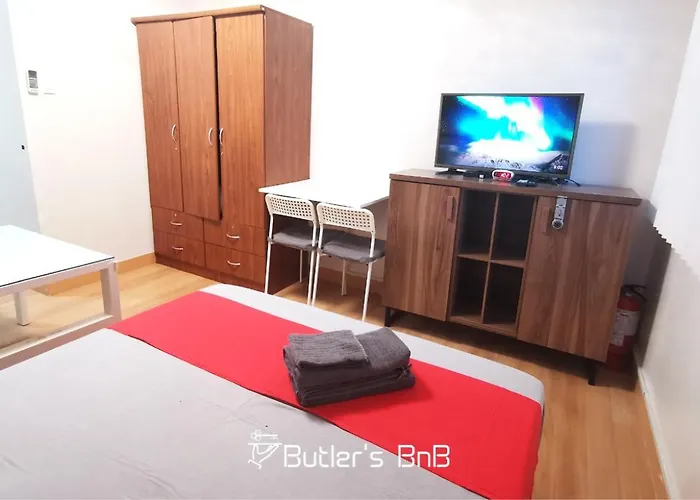 Butler'S Bnb @ Trees Residences Qc Phil Quezon City