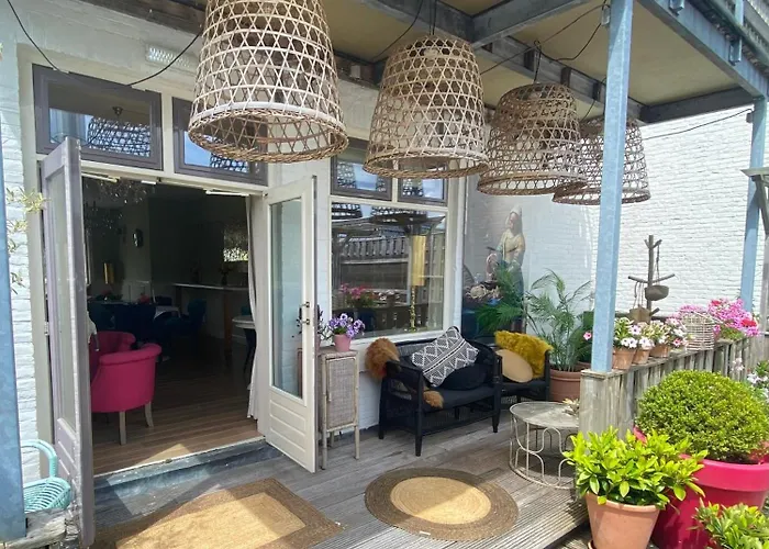 Bubbles & Bed Bed and Breakfast Bilthoven