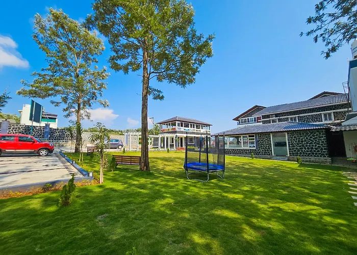 Le Yercaud Hotel