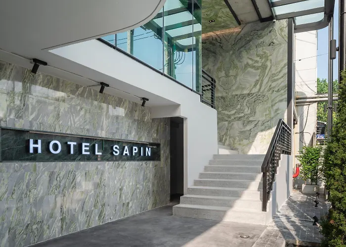 Hotel Sapin กรุงเทพมหานคร